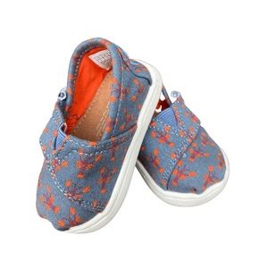 TOMS Tiny Canvas Shoes - size 2